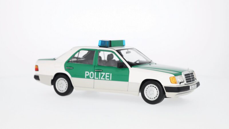 Mercedes 230 E W124 Rendőrautó Modellautó - Image 8