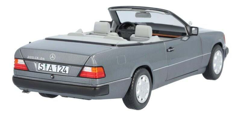 Mercedes 300 CE-24 Cabriolet Modellautó 1:18 - Image 3
