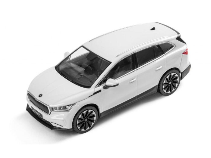 ŠKODA ENYAQ iV 1:43 Méretarányú Modell – Holdfehér