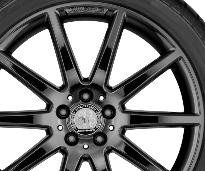 Mercedes AMG kerékagyfedél dombornyomott címerrel