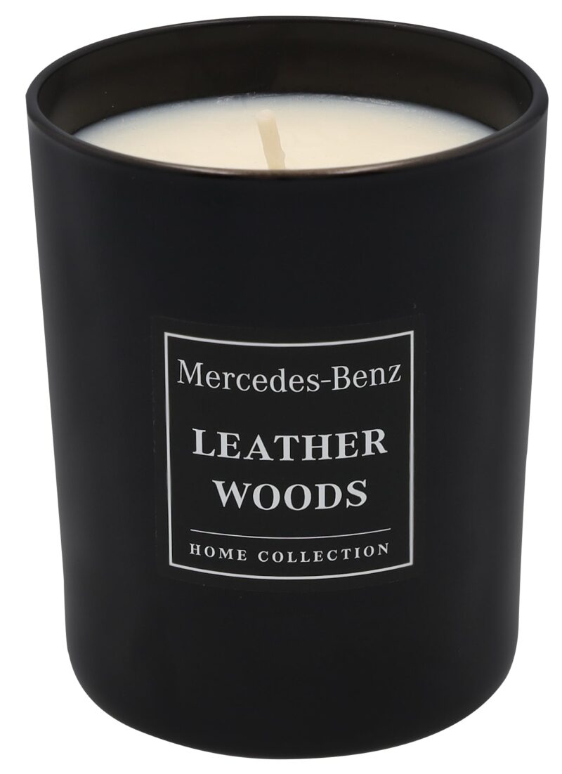 Mercedes Leather Woods illatgyertya 180g