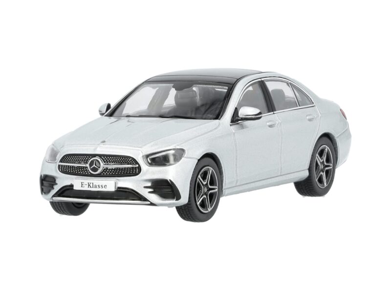 Mercedes E-osztály Limousine AMG Line Modellautó 1:43 - Image 2