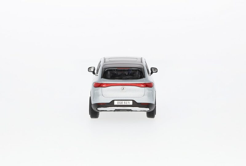 Mercedes EQE SUV Elektromos Művészeti Modellautó - Image 2