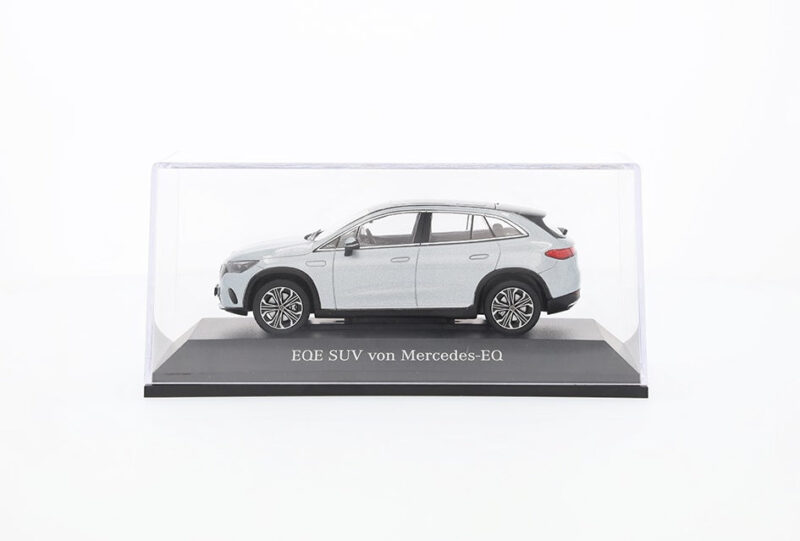 Mercedes EQE SUV Elektromos Művészeti Modellautó - Image 5