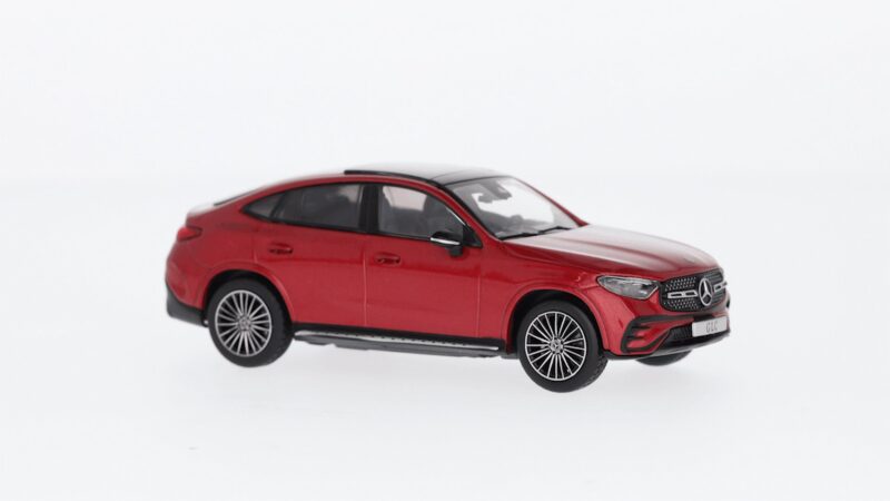 Mercedes GLC Coupé 1:43 AMG Line Modellautó - Image 8