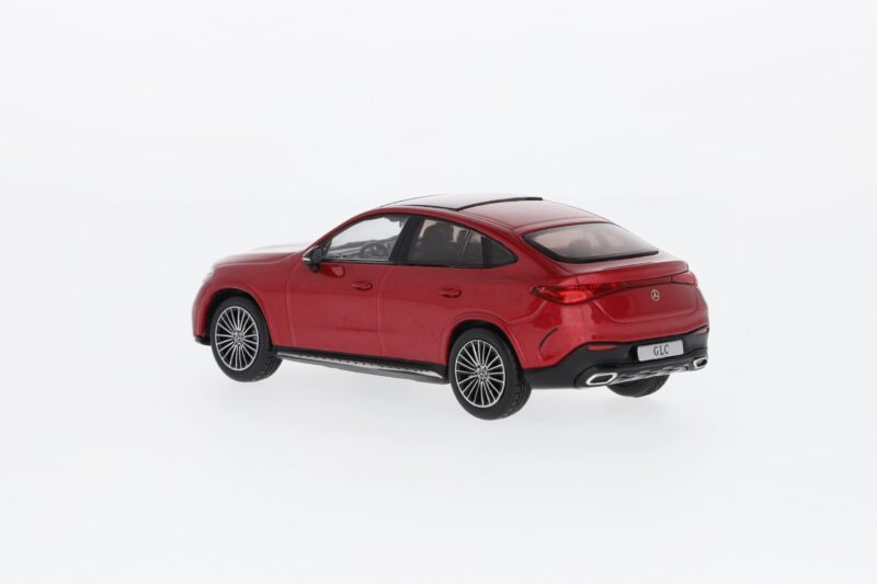 Mercedes GLC Coupé 1:43 AMG Line Modellautó - Image 4