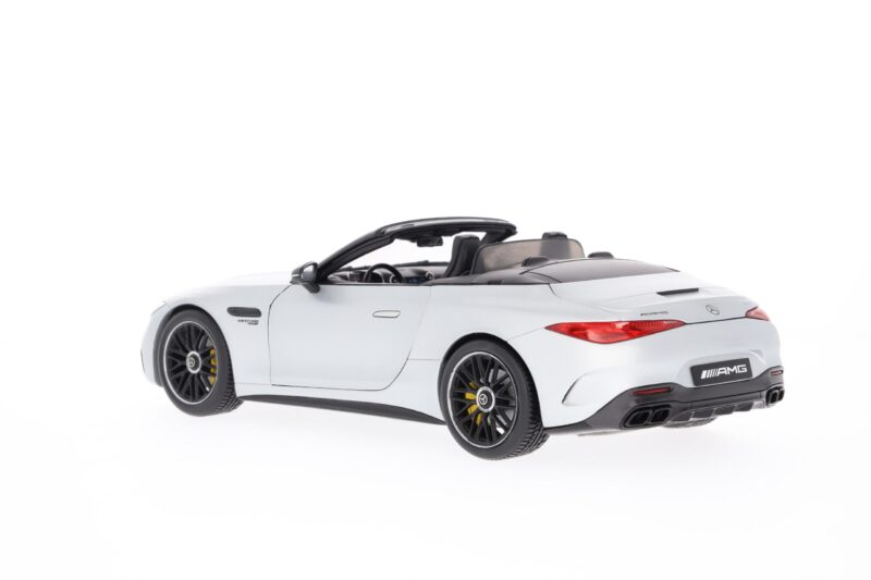 Mercedes AMG SL 63 Roadster Modellautó 1:18 - Image 4
