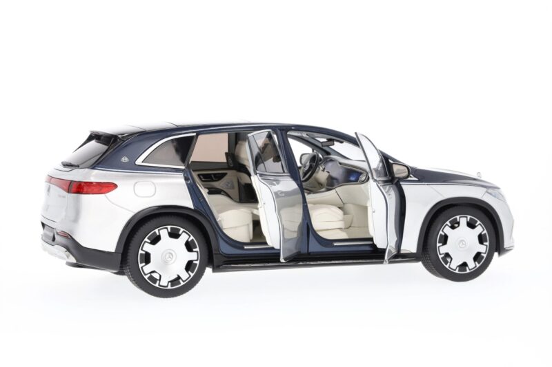 Mercedes Maybach Elektromos Luxus SUV Modellautó 1:18 - Image 4